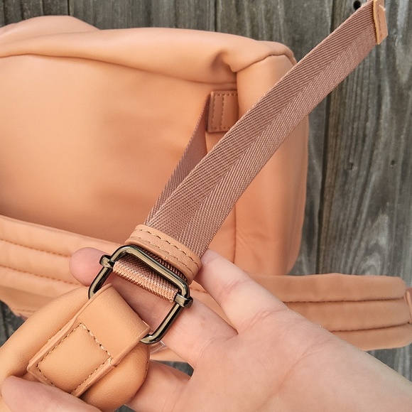 RACHEL Rachel Roy Peach Backpack with Buckke & Chain And Pockets Galore! - Picture 11 of 16